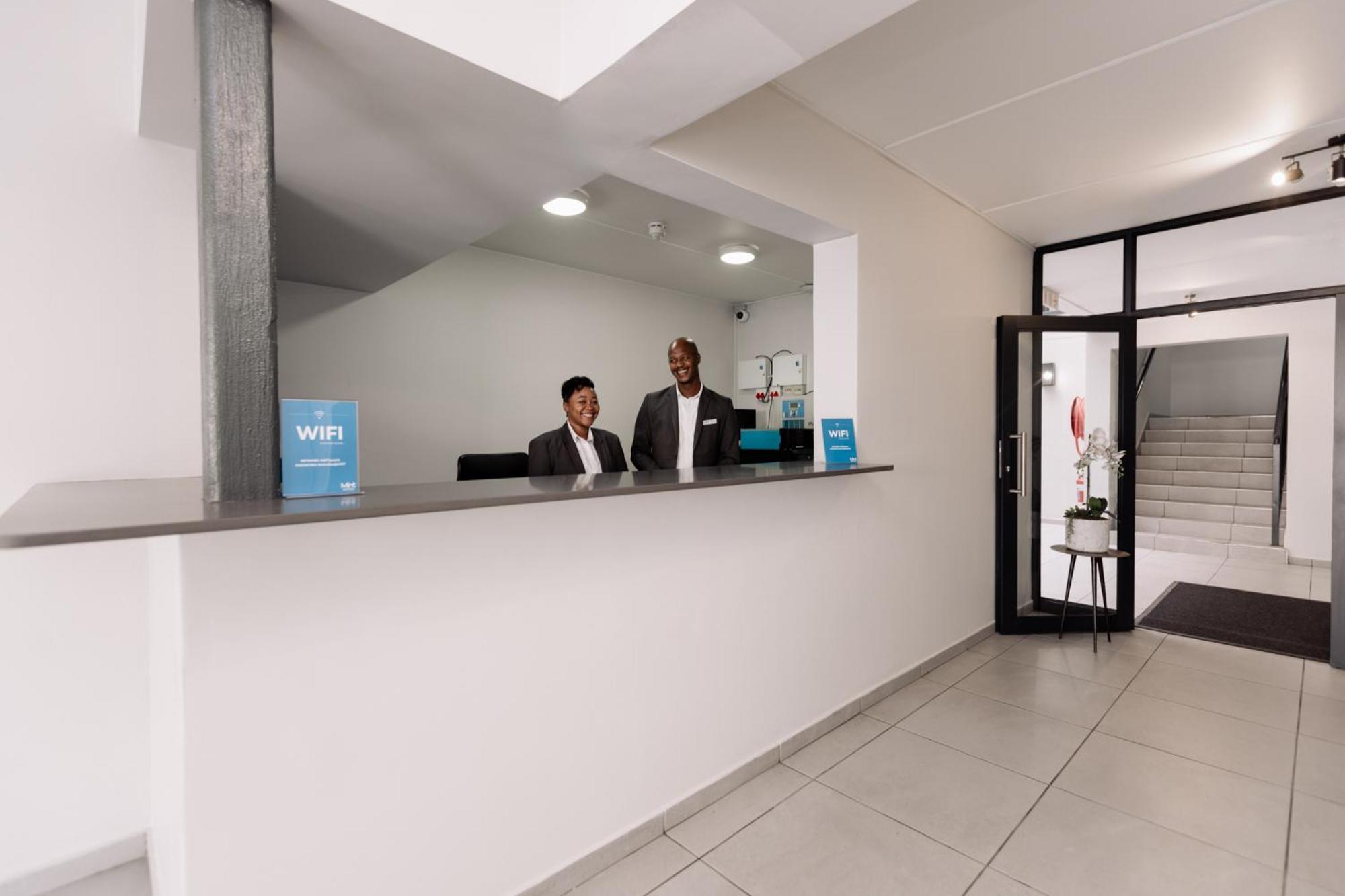 Mint Express Melrose View Apartment Johannesburg Exterior photo